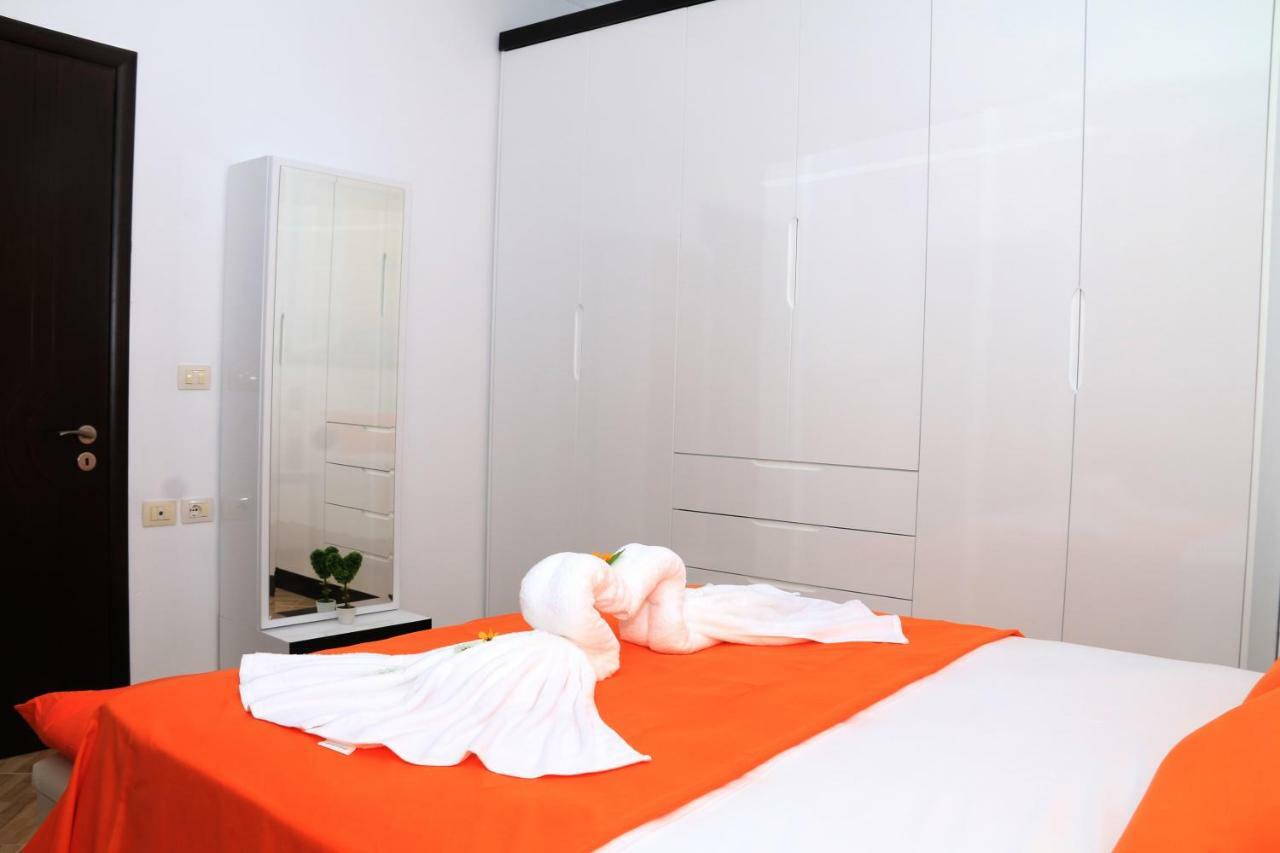 Apartment Panorama Sarande Bagian luar foto