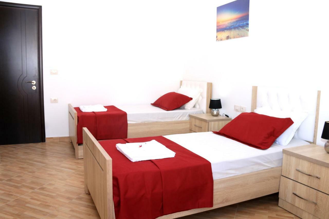 Apartment Panorama Sarande Bagian luar foto