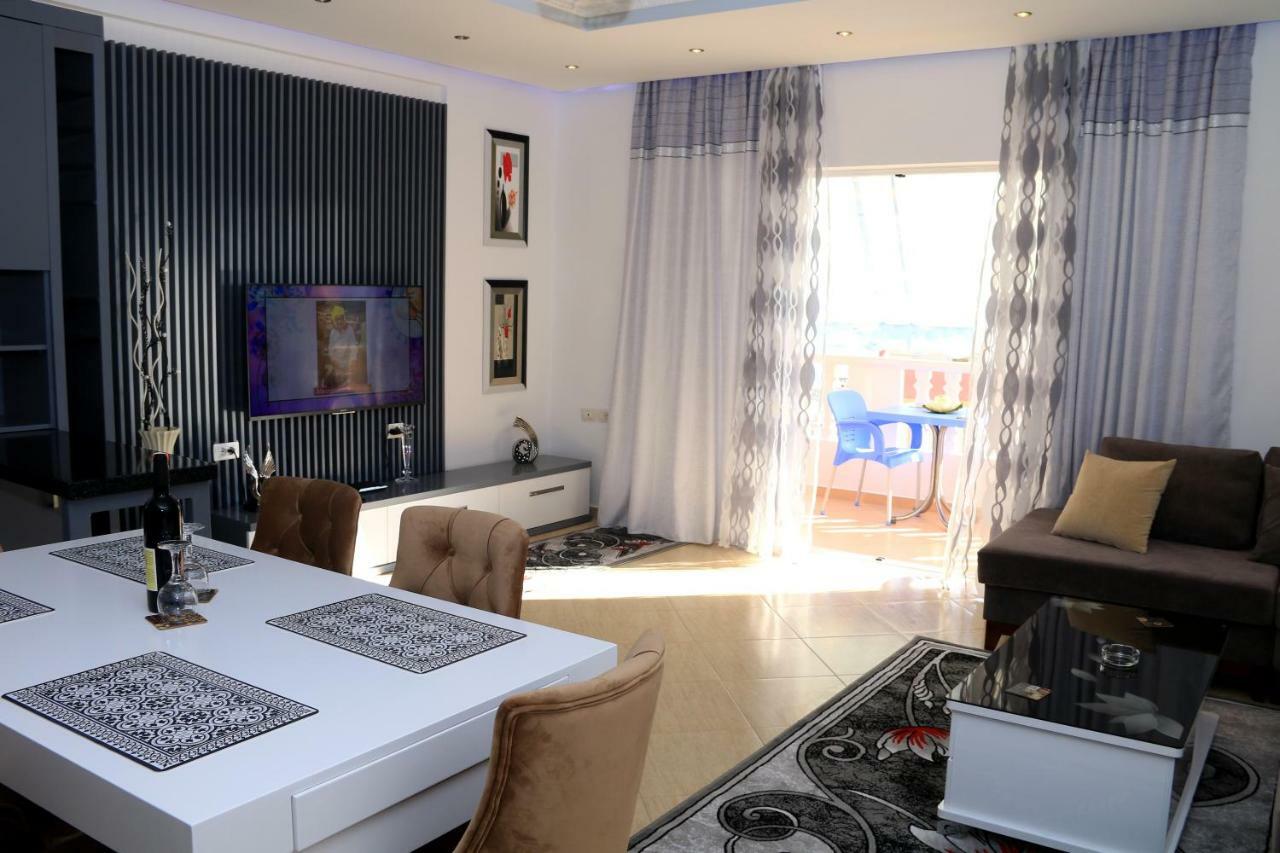 Apartment Panorama Sarande Bagian luar foto