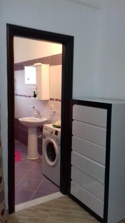 Apartment Panorama Sarande Bagian luar foto