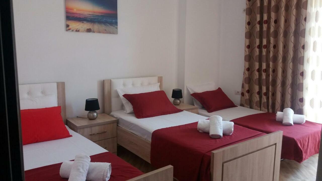 Apartment Panorama Sarande Bagian luar foto